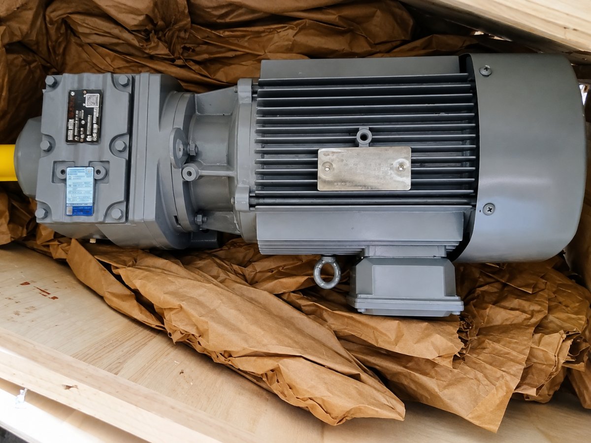 Asynchronous electric motor 4 kW