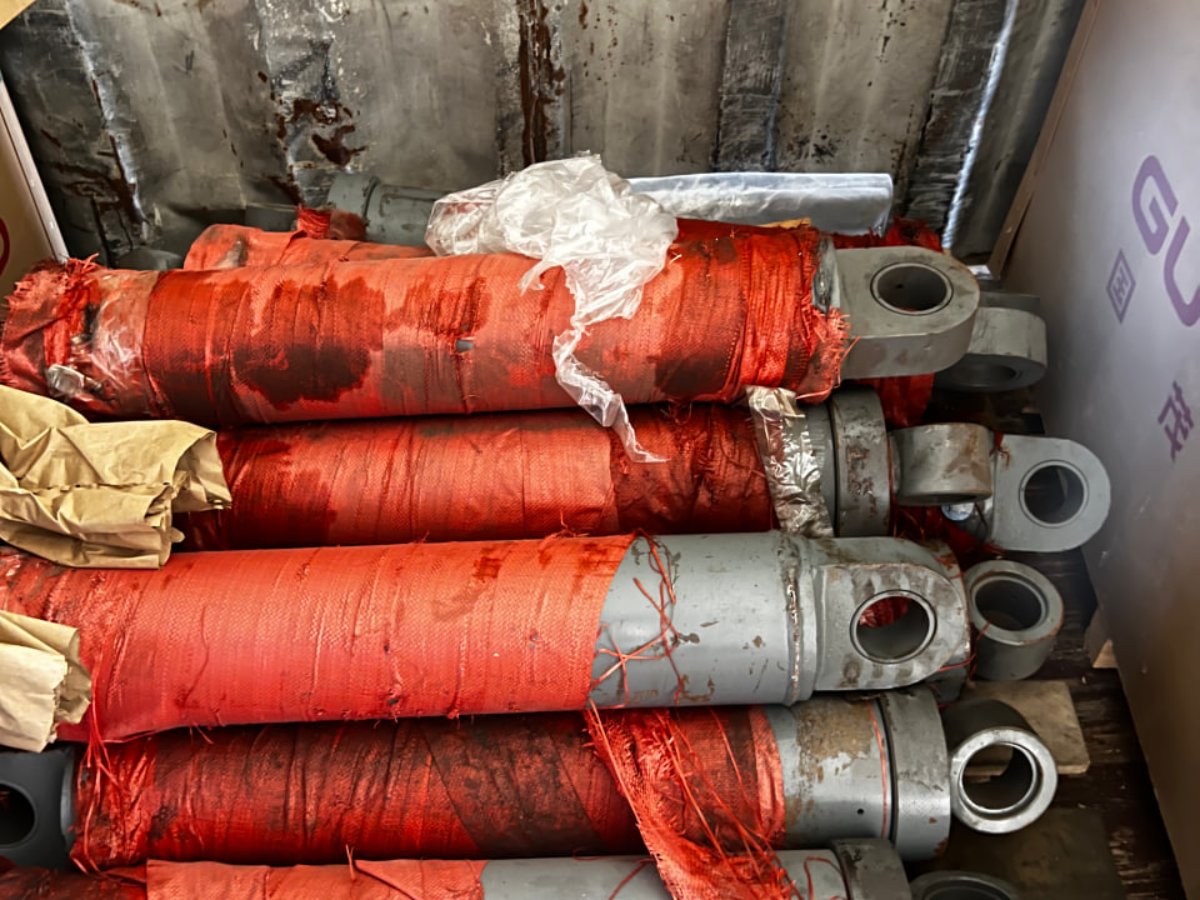 Hydraulic lifting cylinder, 5 t